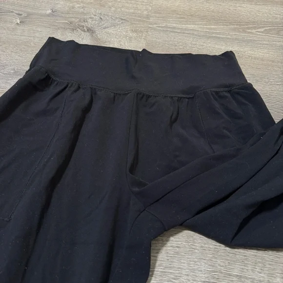 Athleta Cruise Jogger Black medium - Picture 5 of 7